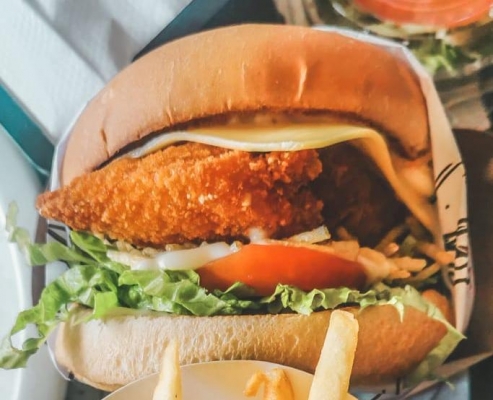 Lillus Chicken Pão, Filé de Frango Empanado, Queijo, Batata Pa...